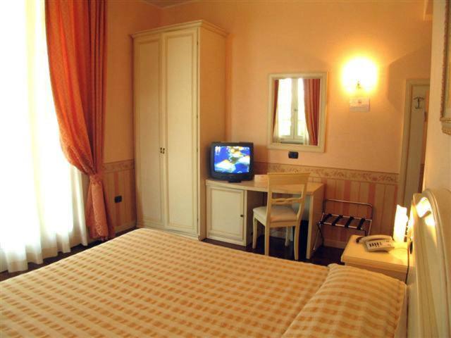 Hotel Gardenia&Villa Charme Bardolino Buitenkant foto