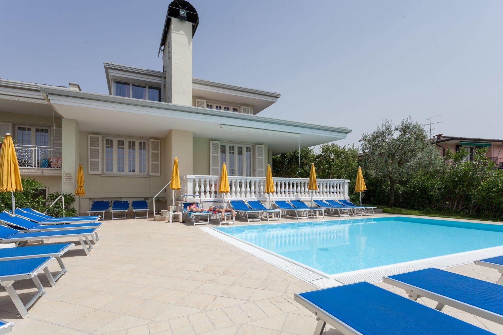 Hotel Gardenia&Villa Charme Bardolino Buitenkant foto